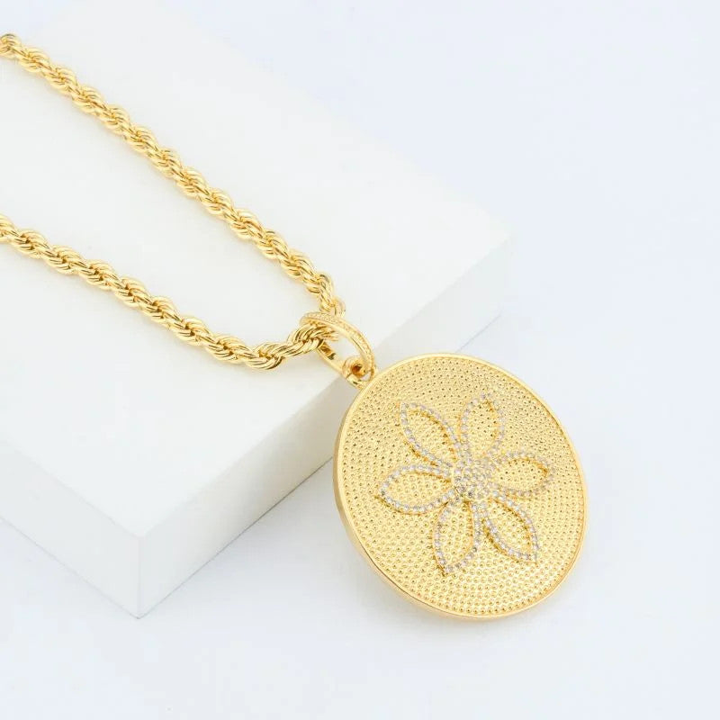 Colar Baiano 4mm com Pingente Redondo Flor Cravejada