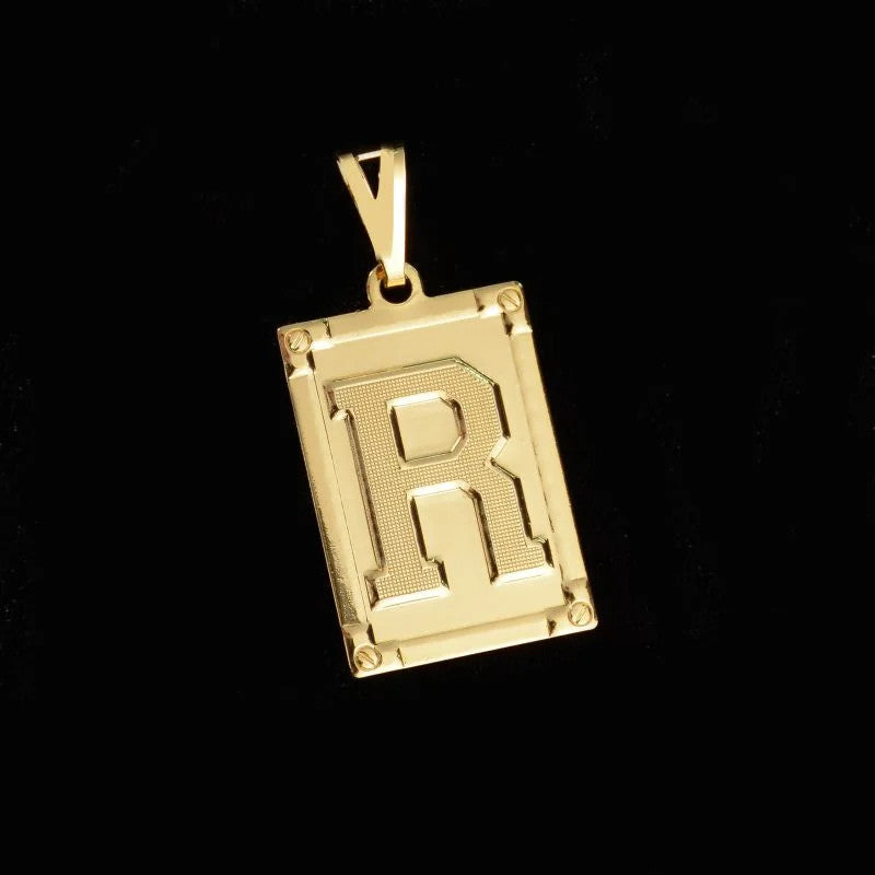 Pingente Letra Placa Grande